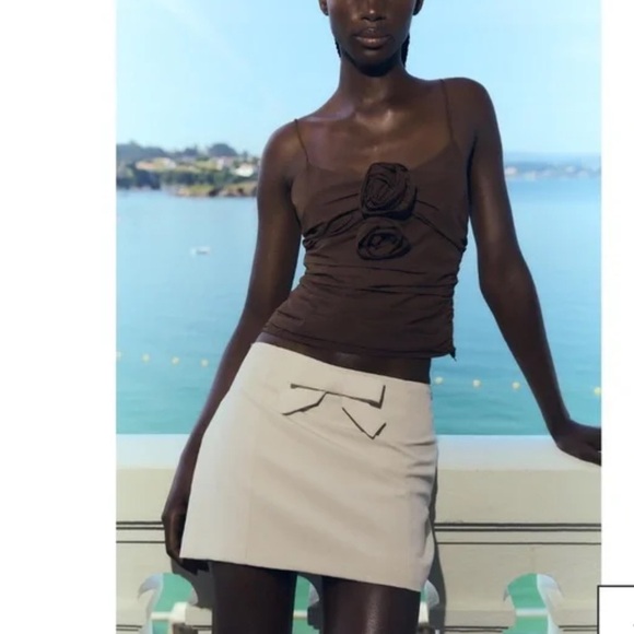 Elegant Cream Bow Mini Skirt - Picture 1 of 6